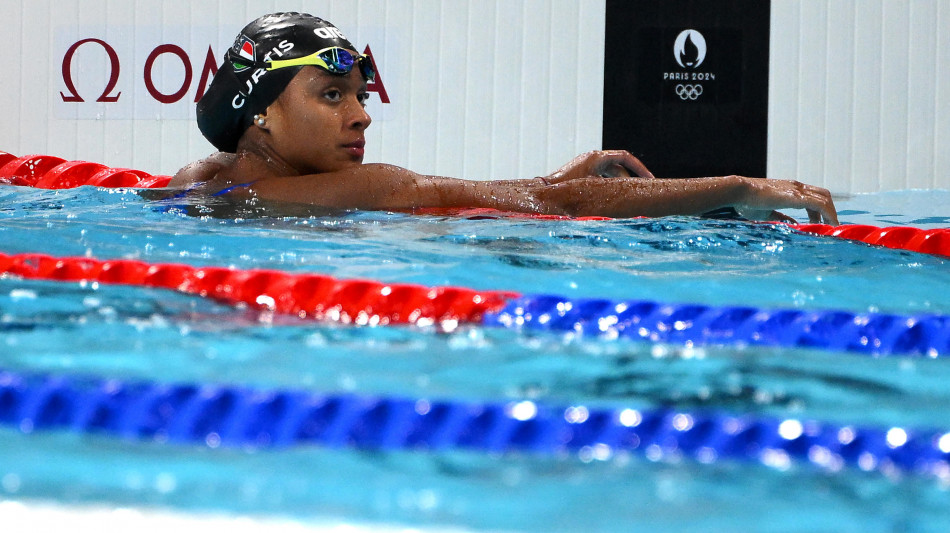 Nuoto: cade record italiano Pellegrini, Sara Curtis vola nei 100