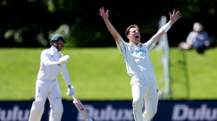 Henry bags career-best seven as New Zealand roll South Africa for 95