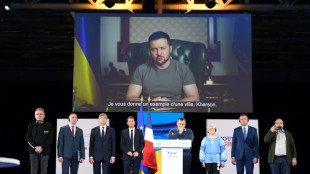 Zelensky appelle les maires fran&ccedil;ais &agrave; fournir de l'aide pour "survivre &agrave; l'hiver"  