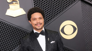 Trump amenaza con procesar al presentador de los Grammy por un comentario sobre Epstein