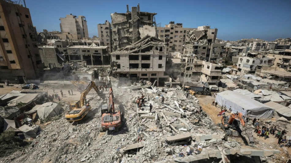 El colapso de un edificio en Gaza deja 20 muertos y decenas de desaparecidos