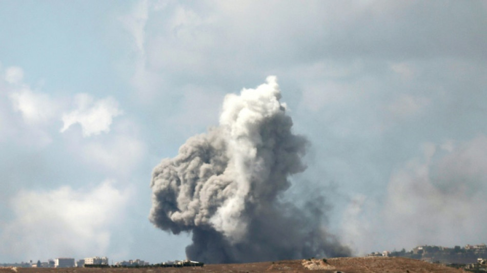 Israel ataca alvos do Hezbollah no L&iacute;bano ap&oacute;s bombardeios que mataram mais de 500
