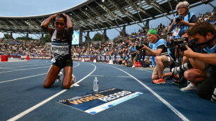 Athl&eacute;tisme: la K&eacute;nyane Kipyegon bat le record du monde du 5.000 m, une semaine apr&egrave;s le 1.500 m