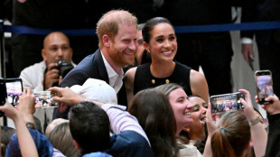 Prinz Harry reist ohne Meghan und die Kinder nach London