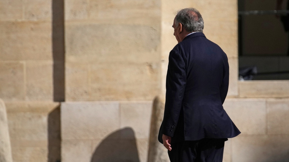 Bayrou, riduzione debito &egrave; urgenza vitale per la Francia