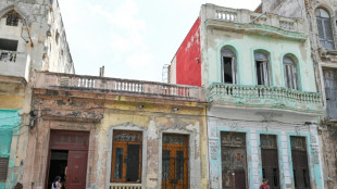 Cuba reconecta la red el&eacute;ctrica, pero siguen los apagones