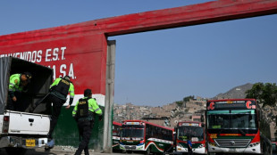 Novo protesto de motoristas contra extorsão e assassinatos em Lima