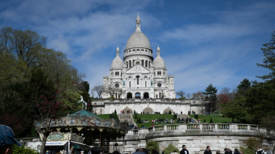 Club de p&eacute;tanque de Montmartre: la mairie de Paris entend bien reprendre le terrain 
