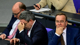 Bundestagsdebatte &uuml;ber Wehrdienst: Pistorius pocht auf umfassende Musterung