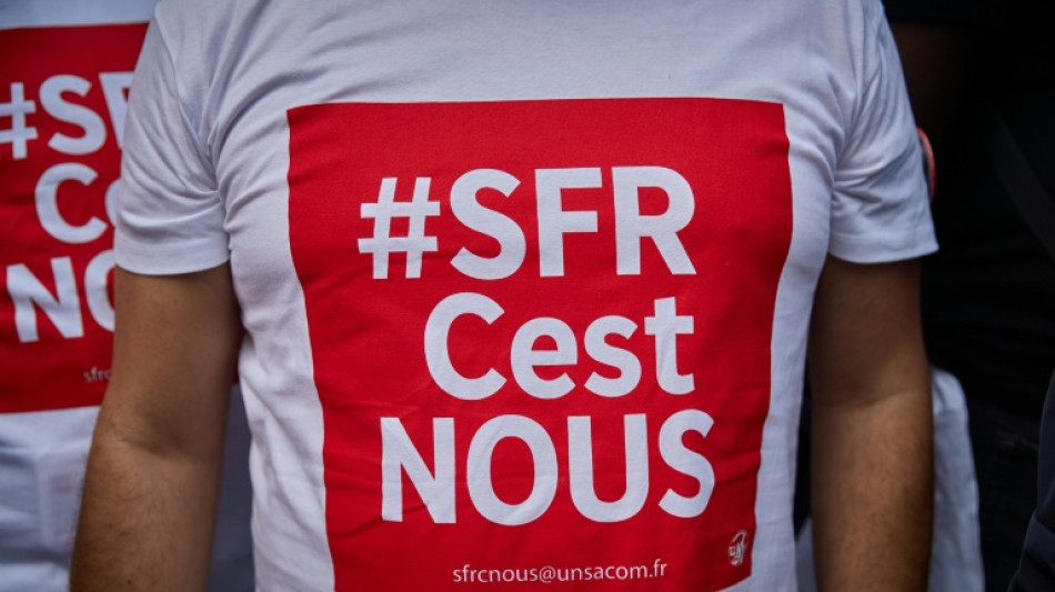 Vente de SFR: environ un tiers des 8.000 salari&eacute;s en gr&egrave;ve, selon les syndicats