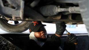 Refugiada sudanesa rompe tabus e trabalha como mec&acirc;nica na L&iacute;bia