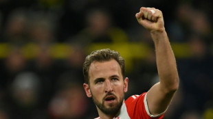 Kane hits hat-trick as Bayern thump Dortmund to keep pace with leaders Leverkusen