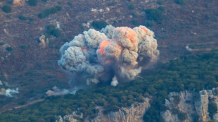 Bombardeios israelenses deixam 100 mortos no L&iacute;bano