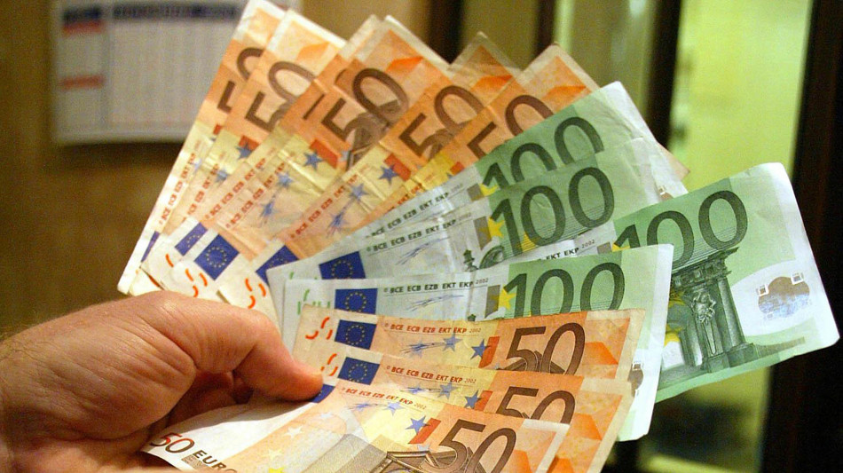 Bce, al via concorso per i grafici delle banconote in euro