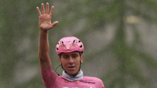 Giro: Pogacar gewinnt 16. Etappe nach Fahrer-Streik