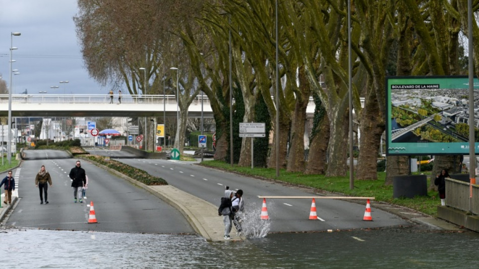 Amorce de d&eacute;crue dans l'Ouest, rentr&eacute;e scolaire quasi "normale" en vue