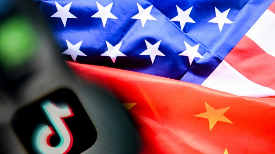 Trump firma decreto para prolongar 90 días plazo de venta de TikTok