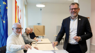 Abgeordnetenhauswahl Berlin: Erste Spitzenkandidaten haben Stimme abgegeben