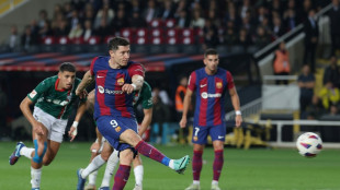 Espagne: Lewandowski &eacute;vite la crise au FC Barcelone contre Alav&eacute;s