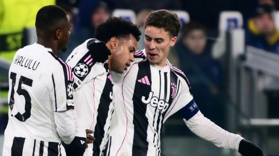 Juventus sofre, mas vence Pafos (2-0) e ainda sonha com classificação na Champions