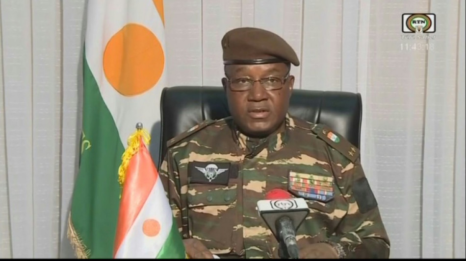 Chef der Pr&auml;sidentengarde im Niger pr&auml;sentiert sich als neuer Machthaber 