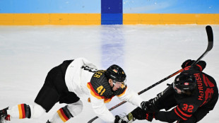 Eishockey-Team startet mit Niederlage gegen Kanada