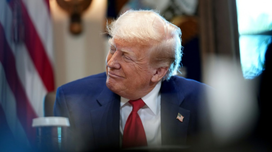 Markets caught between earnings optimism and tariff fears