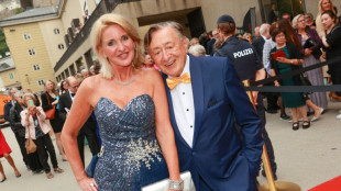 Richard Lugner l&auml;sst seine Tochter G&auml;ste f&uuml;r den Wiener Opernball aussuchen 