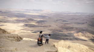 "Souffler un peu": dans le d&eacute;sert du sud d'Isra&euml;l, &eacute;chapper au stress de la guerre