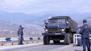 Separatistas de Nagorno Karabaj entregan sus armas a Azerbaiy&aacute;n y negocian retirada