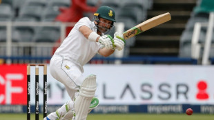 South African players support coach Boucher says captain Elgar