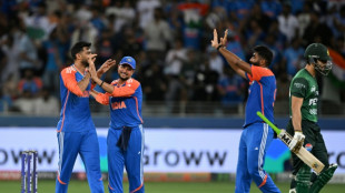 No handshakes as India beat Pakistan in Asia Cup T20
