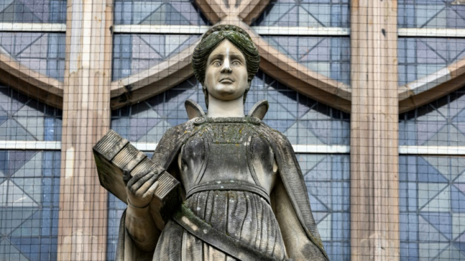 Lebenslange Haft f&uuml;r Mann nach Mord an Drogenh&auml;ndler aus sogenanntem Kokstaxi