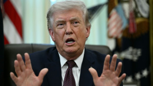 Trump decreta regras mais r&iacute;gidas para voto pelo correio