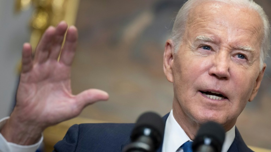 Democratas se comunicam em 'spanglish' para atrair votos de hisp&acirc;nicos