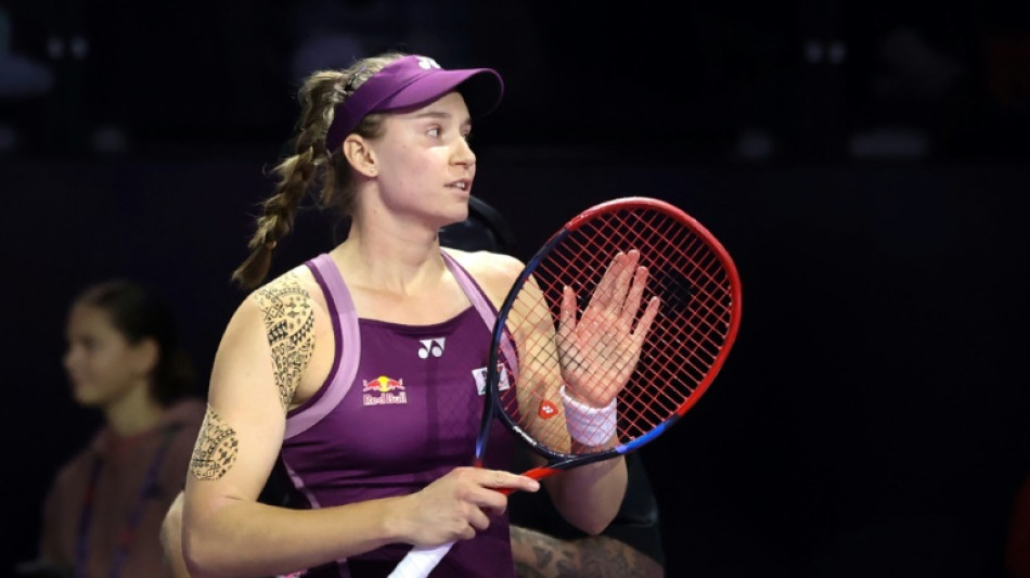 Rybakina e Anisimova avançam no WTA Finals