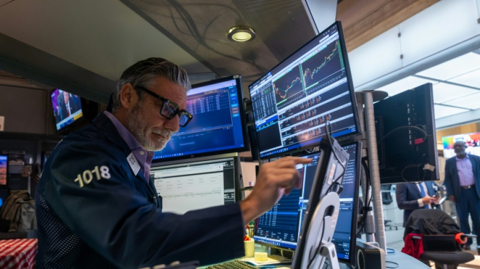 Records à Paris et en Europe, Wall Street en hausse: les Bourses saluent la fin annoncée du "shutdown"
