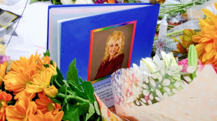 Streit um Erbe von Dolly Parton zwischen Manager und Neffen entbrannt