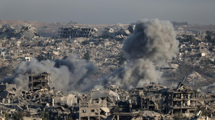La Defensa Civil de Gaza reporta 32 muertos por disparos israel&iacute;es cerca de centros de ayuda