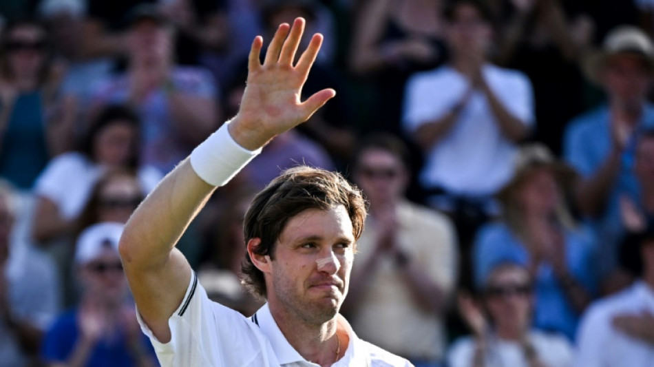 Jarry vence Jo&atilde;o Fonseca em duelo sul-americano e vai &agrave;s oitavas de Wimbledon