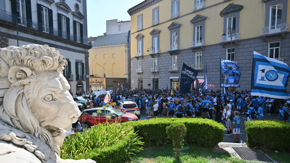 Il Napoli compie 100 anni, al via la festa azzurra in piazza