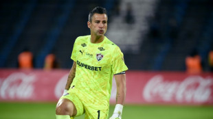 Foot: nouveau record de long&eacute;vit&eacute; pour l'inusable gardien br&eacute;silien Fabio