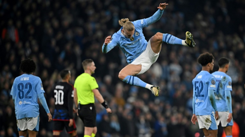 El campe&oacute;n Manchester City cumple con el tr&aacute;mite ante el Copenhague