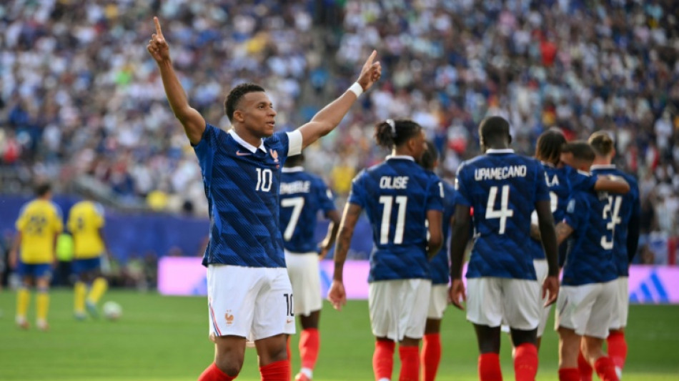 Mbappe dazzles as France march on at World Cup; Norway, Mexico advance
