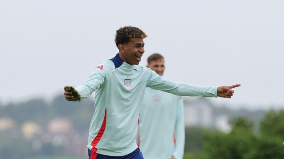 Alemanha e Espanha se enfrentam em duelo de tricampe&atilde;s pelas quartas da Eurocopa