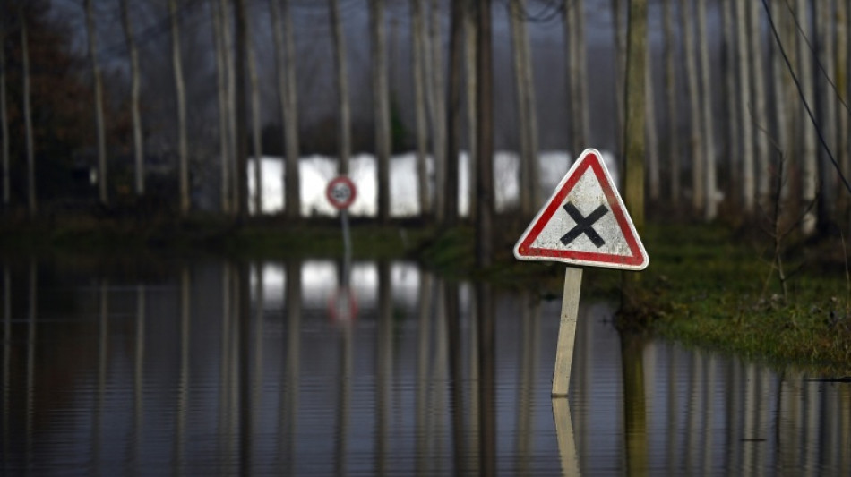 Intemp&eacute;ries: deux d&eacute;partements du Sud en vigilance rouge pour pluie-inondations