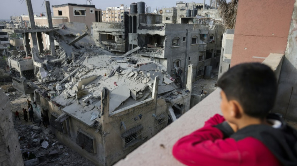 Ao menos 33 mortos em bombardeios israelenses em Gaza, incluindo muitas crian&ccedil;as, dizem socorristas