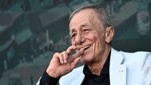 Roberto Vecchioni, annullato concerto Salerno per motivi salute, doveva ritirare premio