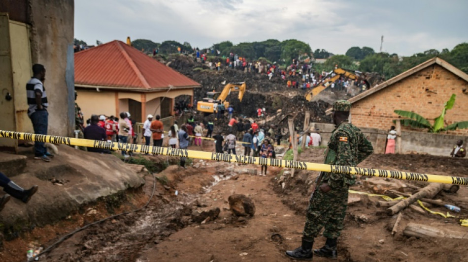 Effondrement d'une d&eacute;charge en Ouganda: le bilan monte &agrave; 30 morts (police)