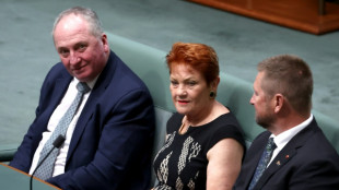 Ultraderechista australiana Hanson se disculpa por llamar "primitivos" a los ind&iacute;genas